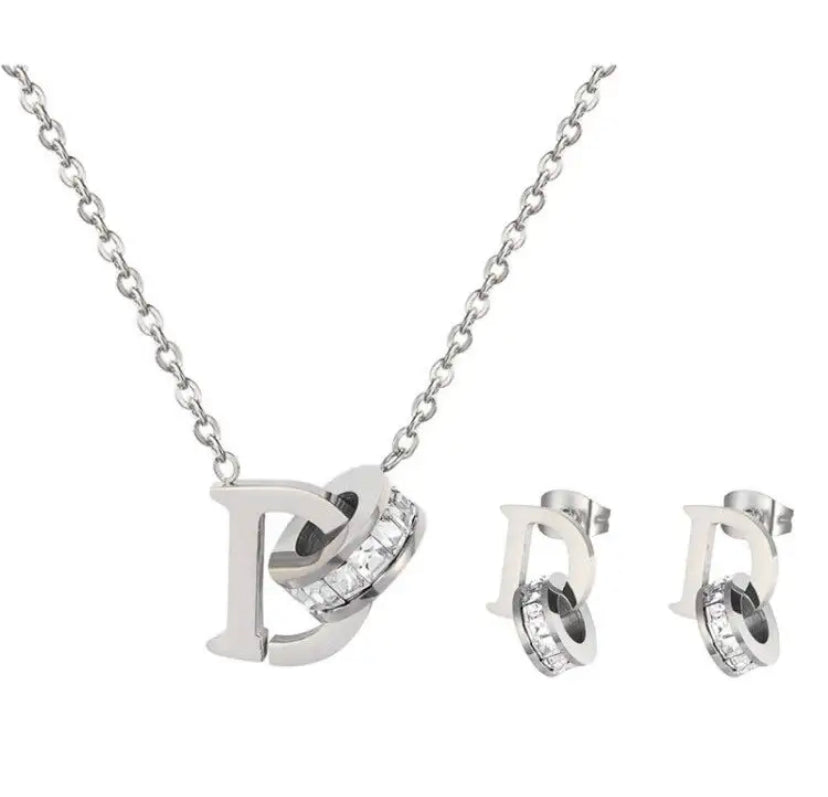 Collier et boucles d’oreilles